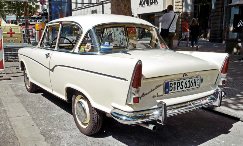 There was even a tiny car for the classiest of drivers, the Arabella de Luxe.